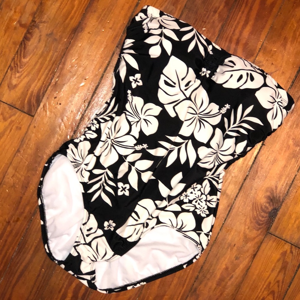 3/$10💥Jantzen Swimsuit